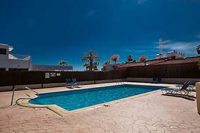 Luxury 2 Bedroom Apartment With Communal Pool, Ayia Napa Apartment 127