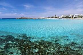 Luxury 2 Bedroom Apartment With Communal Pool, Ayia Napa Apartment 127