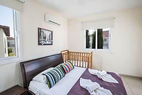 Beautiful Villa With Private Pool, Paralimni Villa 1241