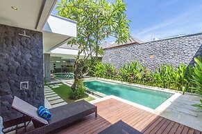 Private Villa in Seminyak 1146