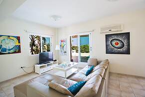 Beautiful Villa With Private Pool, Paralimni Villa 1235