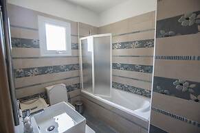 Beautiful Villa With Private Pool, Paralimni Villa 1235