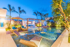 Private Villa in Seminyak 1164