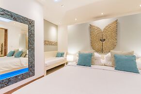 Private Villa in Seminyak 1164