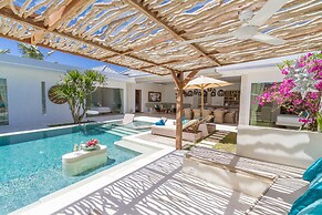 Private Villa in Seminyak 1164