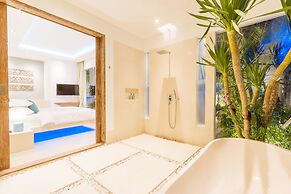 Private Villa in Seminyak 1164