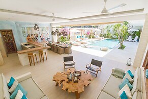 Private Villa in Seminyak 1164