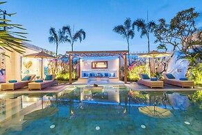 Private Villa in Seminyak 1164