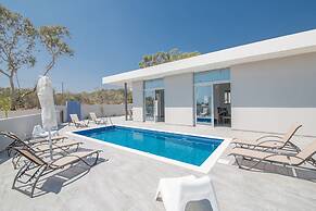 Luxury Villa in Cyprus near Beach, Protaras Villa 1249