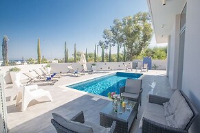 Luxury Villa in Cyprus near Beach, Protaras Villa 1249