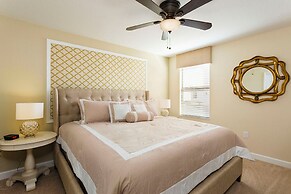 Private Resort Home 1131