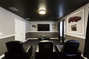 Private Resort Home 1131