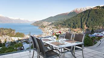 Luxury 4 Bedroom Villa in New Zealand, Queenstown Villa 1007