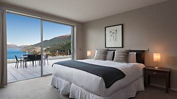 Luxury 4 Bedroom Villa in New Zealand, Queenstown Villa 1007