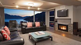 Luxury 4 Bedroom Villa in New Zealand, Queenstown Villa 1007
