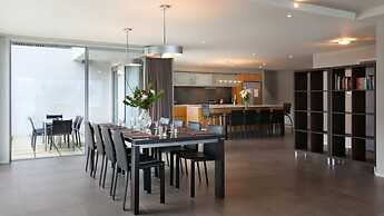 Luxury 4 Bedroom Villa in New Zealand, Queenstown Villa 1007
