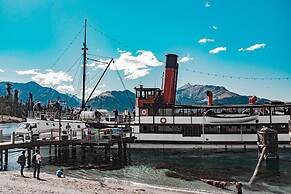 Luxury 4 Bedroom Villa in New Zealand, Queenstown Villa 1007