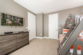 Villa in Encore Resort at Reunion 2979