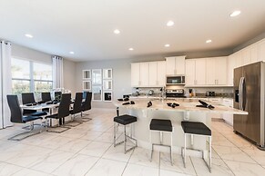 Villa in Encore Resort at Reunion 2979