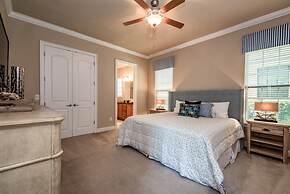 Luxury Villa With Majestic Golf Course Views, Reunion Resort, Villa Or