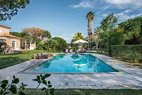 Villa in Quinta do Lago Resort 1025