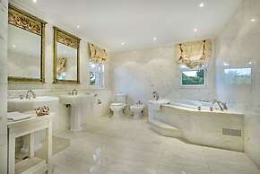 Villa in Quinta do Lago Resort 1025