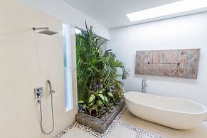 Private Villa in Seminyak 1156