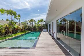 Private Villa in Seminyak 1156