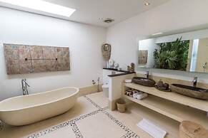 Private Villa in Seminyak 1156