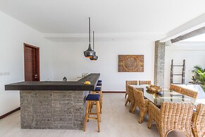 Private Villa in Seminyak 1156