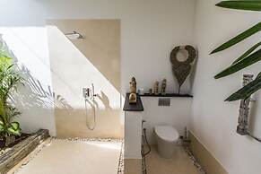 Private Villa in Seminyak 1156