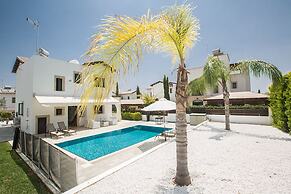 Luxury Villa in Cyprus near Beach, Protaras Villa 1216