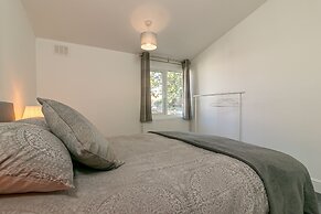 Hillcrest Lodge