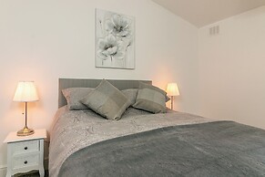 Hillcrest Lodge