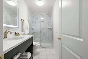 Crown Columbia Hotel, BW Premier Collection