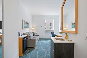 Crown Columbia Hotel, BW Premier Collection