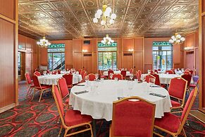 Crown Columbia Hotel, BW Premier Collection