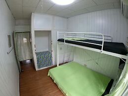 Guesthouse & Diving Seacolo