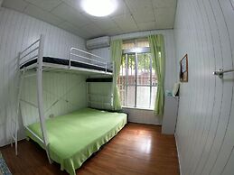 Guesthouse & Diving Seacolo