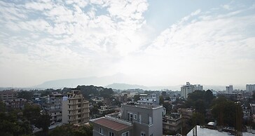 Jhamel Apartments 2 by Casa Deyra