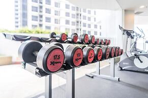 OYO Home 89446 Amazing 2 Bedroom Crest