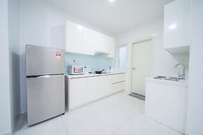 OYO Home 89446 Amazing 2 Bedroom Crest