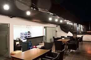 New Milano Hotel & Apartment