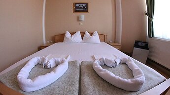 Hotel Lux
