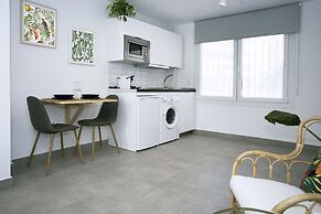 Lemon & Tropycal Apartment