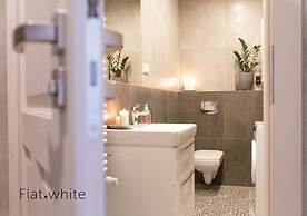 Flat White Apartamenty Zamkowa