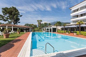 Villa Favorita - Parkhotel Delta