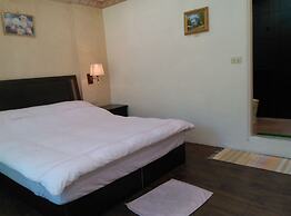 Coffee Street Homestay