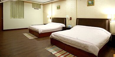 Coffee Street Homestay