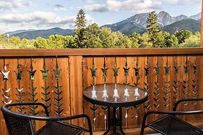 Royal Hill Residence